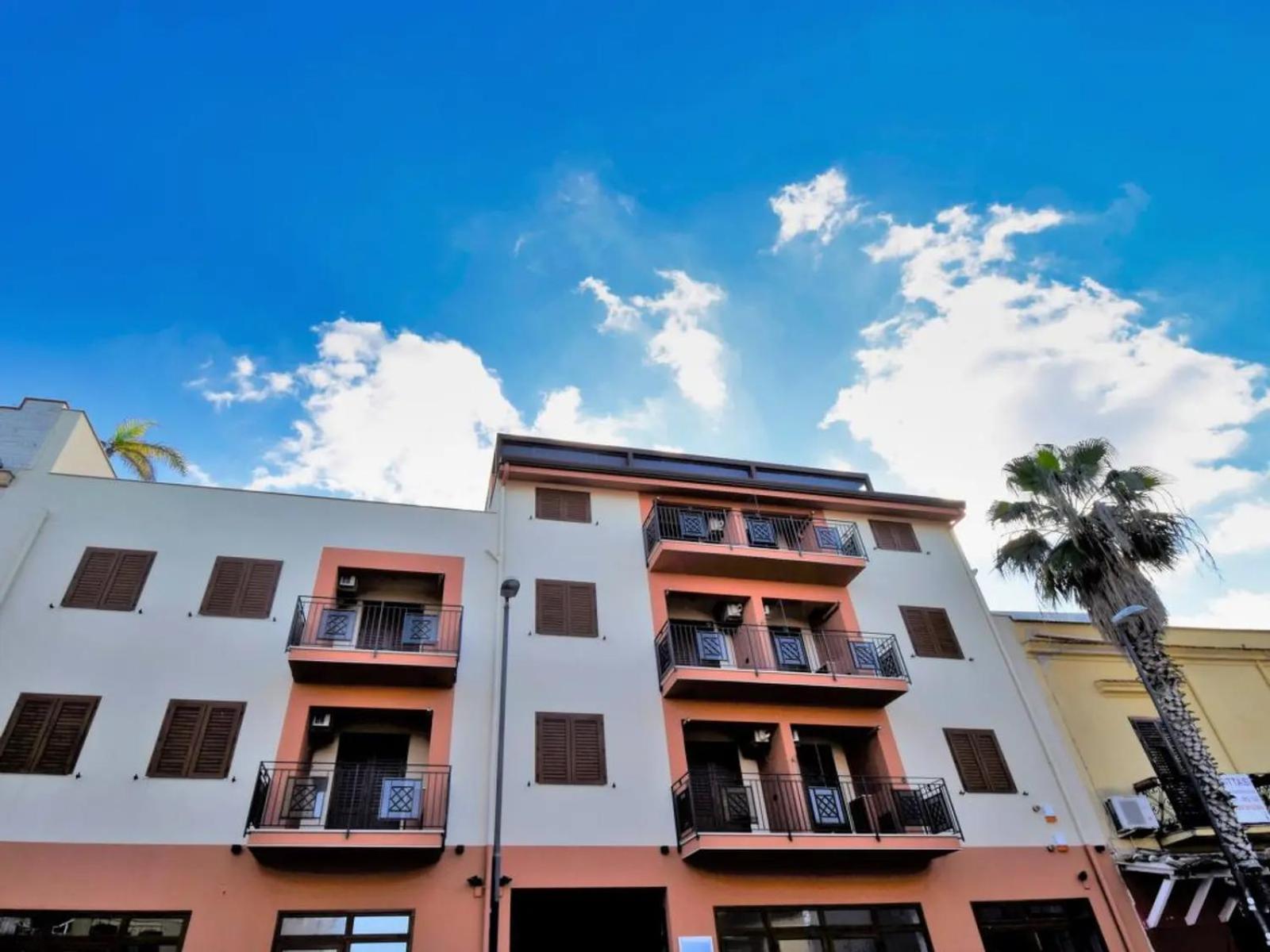 Azzurra Apartments 巴莱斯特拉泰 外观 照片