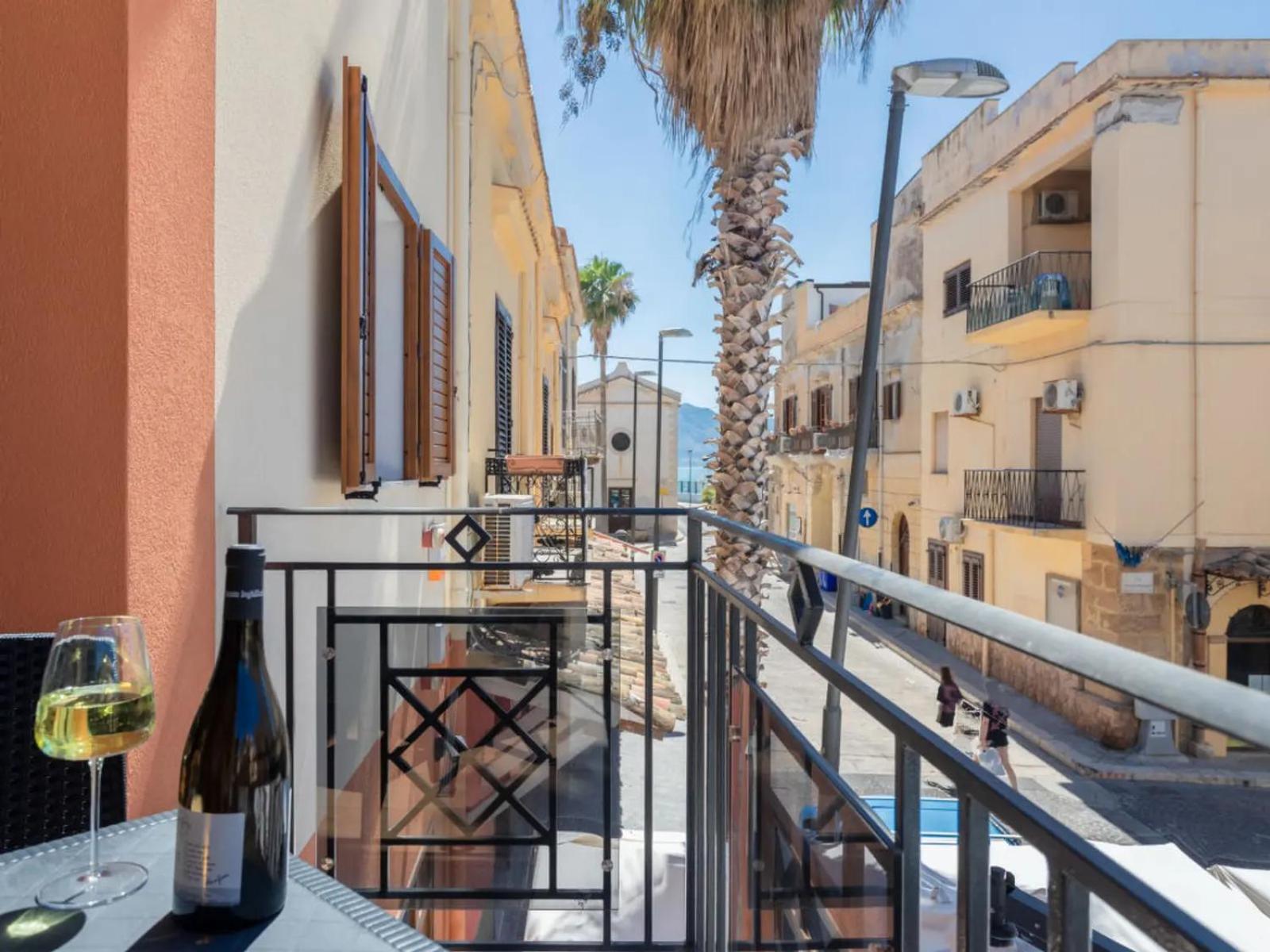 Azzurra Apartments 巴莱斯特拉泰 外观 照片