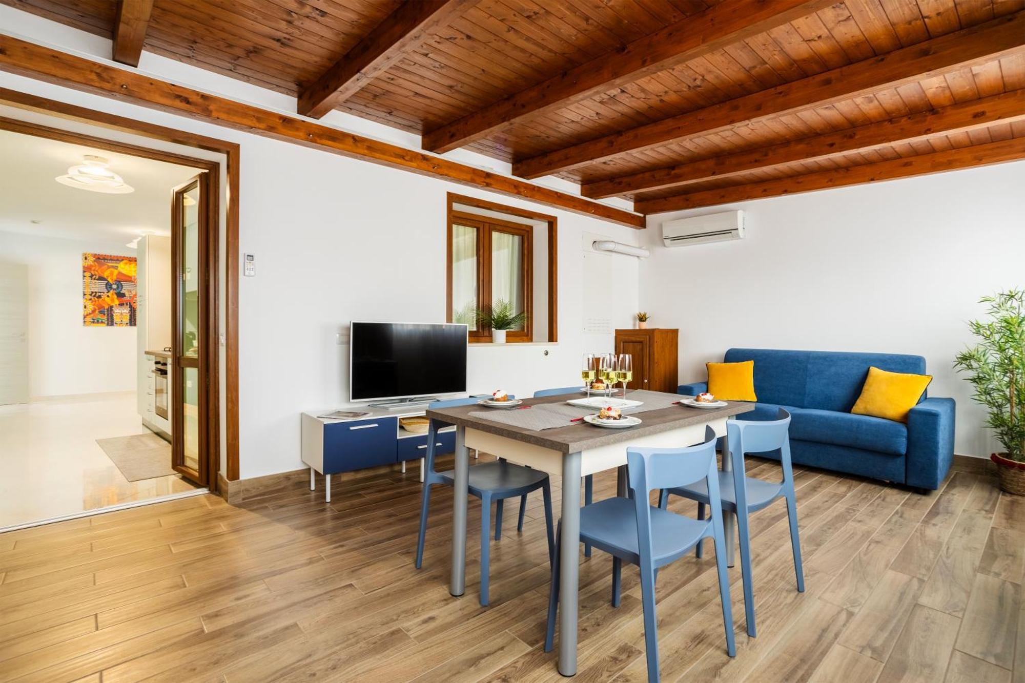 Azzurra Apartments 巴莱斯特拉泰 外观 照片