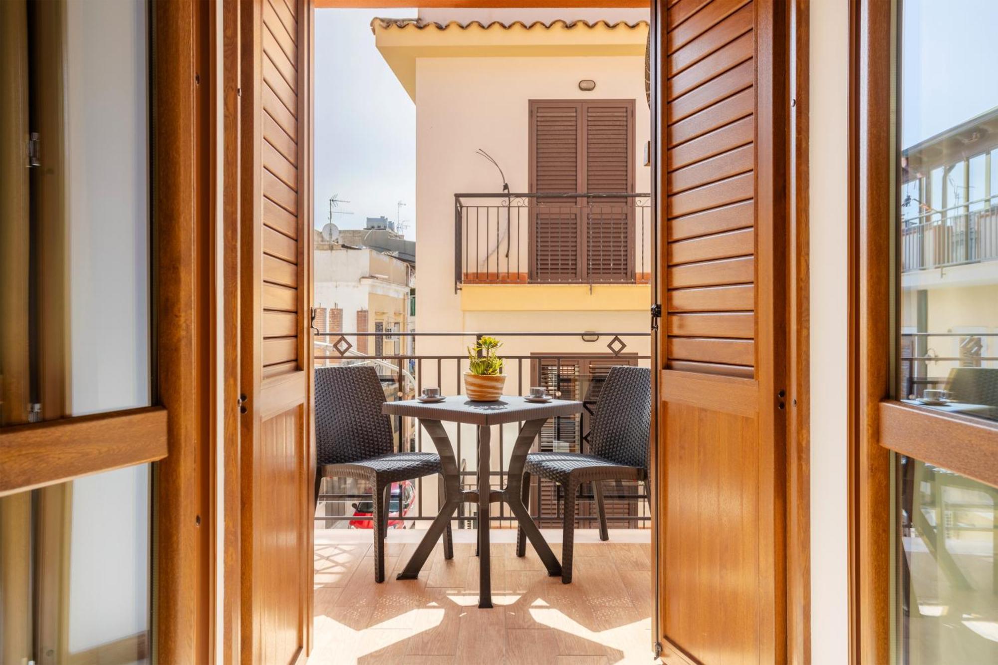 Azzurra Apartments 巴莱斯特拉泰 外观 照片